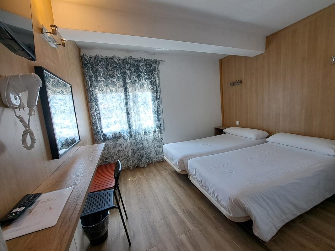 Hotel Avanti Пас-де-ла-Каса Экстерьер фото