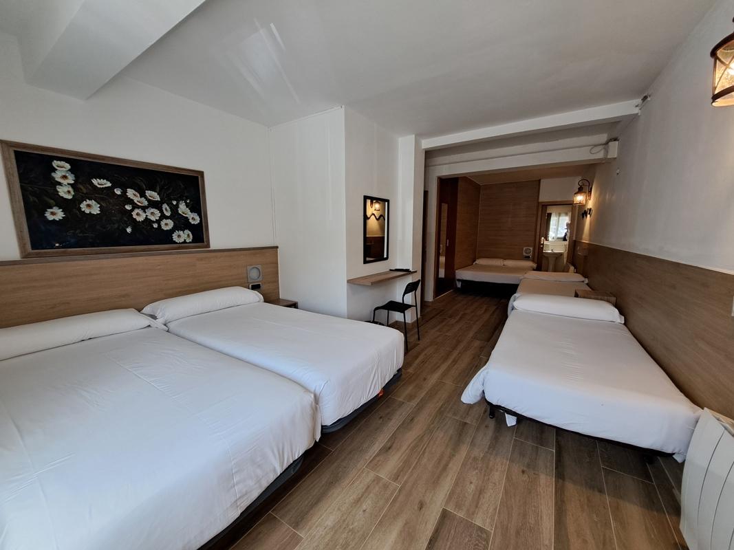 Hotel Avanti Пас-де-ла-Каса Экстерьер фото